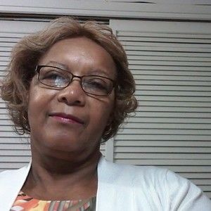 Meet your Posher, Annette